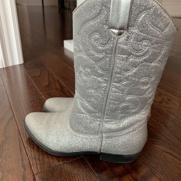 Tucker & Tate girls cowboy boots (size 2) - Picture 3 of 8